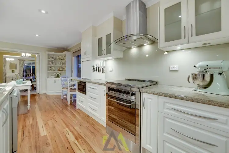 Fifth view of Homely house listing, 10 Fernwood Drive, Langwarrin VIC 3910