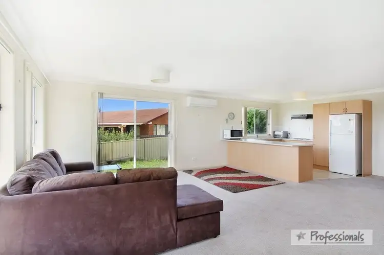 Third view of Homely unit listing, 2/4 Kilcoy Close, Armidale NSW 2350