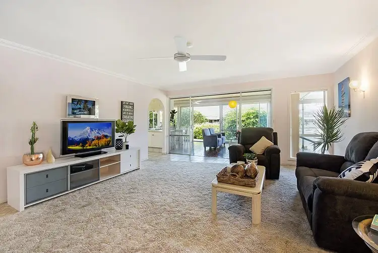 Seventh view of Homely house listing, 10 Swordfish Ct, Palm Beach QLD 4221