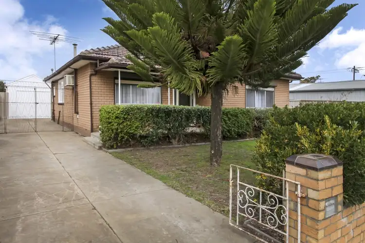 2 Day Street, Sunshine West VIC 3020