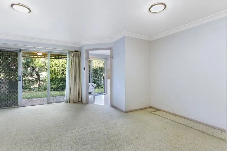 Second view of Homely villa listing, 29/12-20 Kinarra Avenue, Wyoming NSW 2250