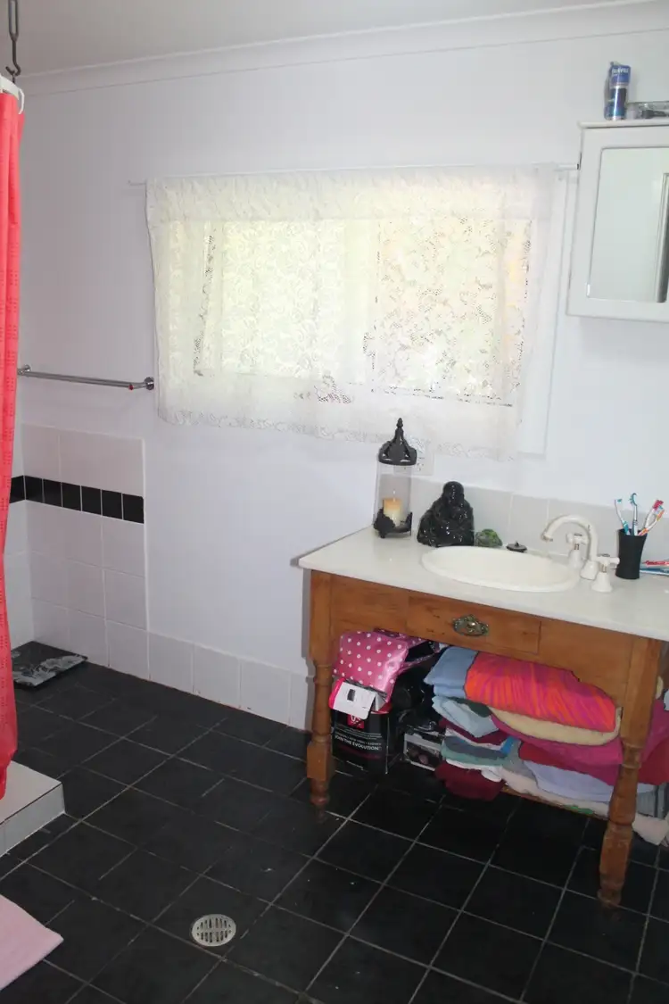 Sixth view of Homely house listing, 33 Tarawara Street, Bomaderry NSW 2541