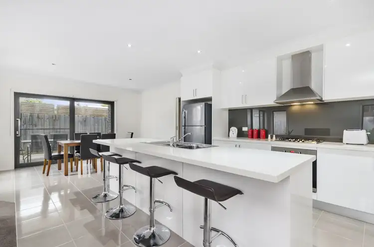 Sixth view of Homely townhouse listing, 2/152 Asbury Street East, Ocean Grove VIC 3226