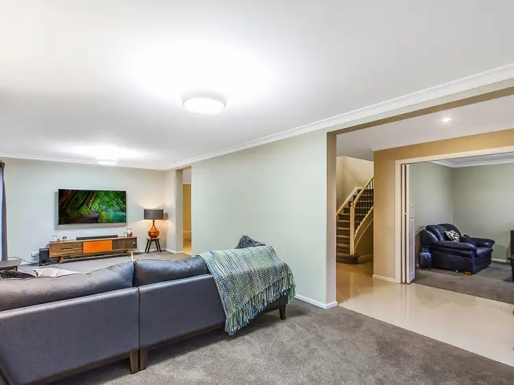 Second view of Homely house listing, 5 Hillgrove Close, Ourimbah NSW 2258