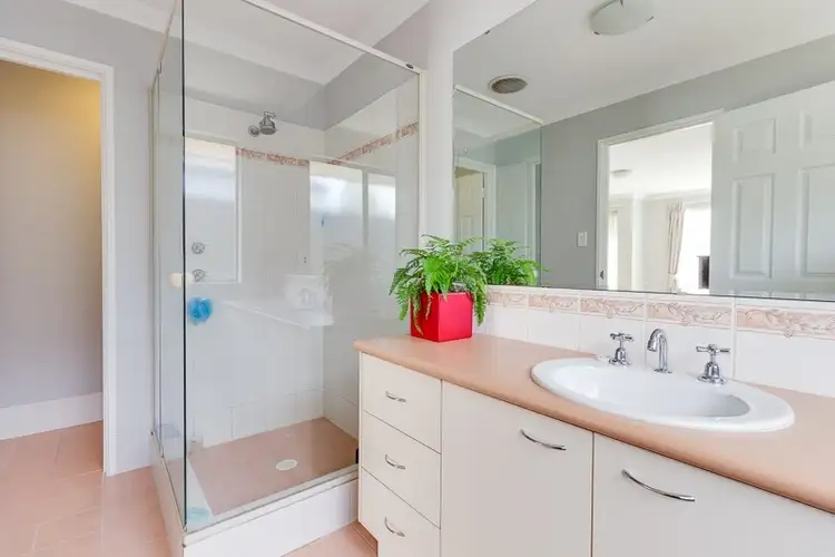 Fifth view of Homely house listing, 10 Octagon Gardens, Aveley WA 6069