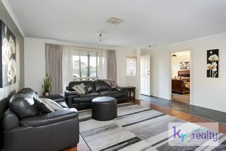 Fourth view of Homely house listing, 17 Heath Court, Gulfview Heights SA 5096