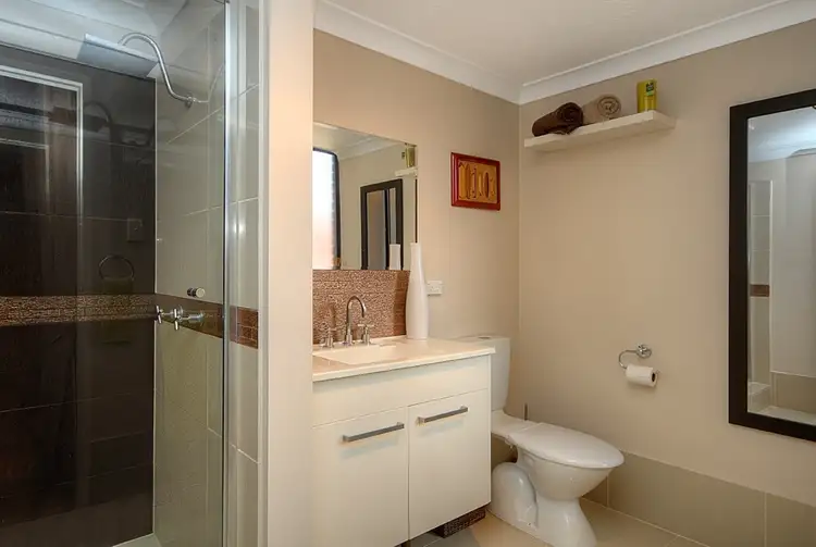 Seventh view of Homely unit listing, 2/17 Duet Drive, Mermaid Waters QLD 4218