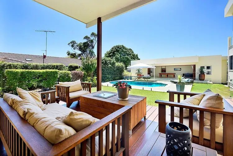 8-10 Maxwell Brown Dr, Southport QLD 4215