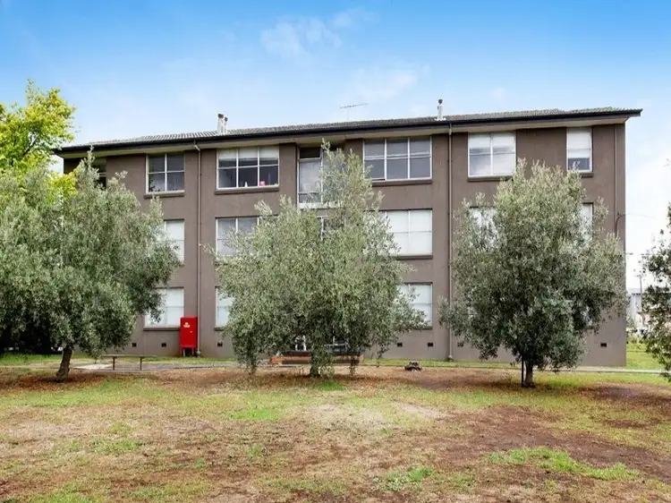 6/18 Lawn Crescent, Braybrook VIC 3019