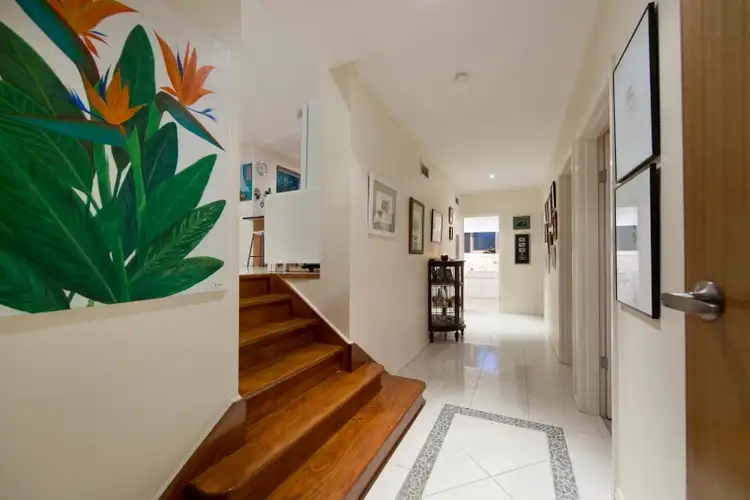 Second view of Homely house listing, 6 Kitara Court, Frankston VIC 3199