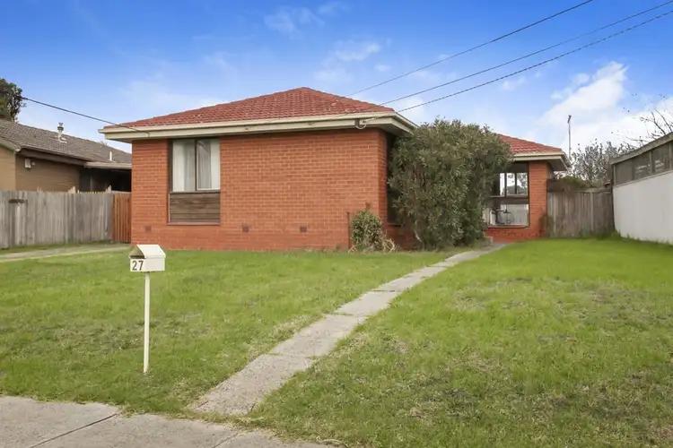 27 Buckingham Crescent, Sunshine West VIC 3020