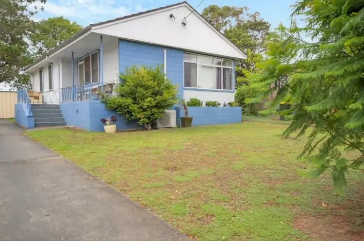 14 Sampson Crescent, Bomaderry NSW 2541