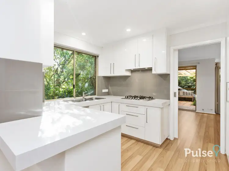 17 Abrolhos Close, Shelley WA 6148