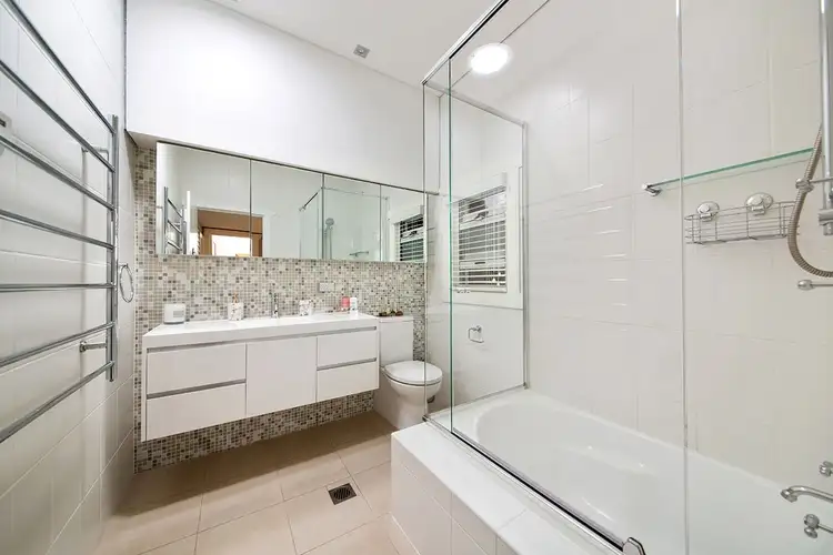 Fifth view of Homely house listing, 1/22 Chipilly Avenue, Engadine NSW 2233
