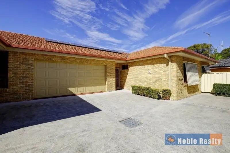 Main view of Homely villa listing, 2/8 Robina Grove, Forster NSW 2428