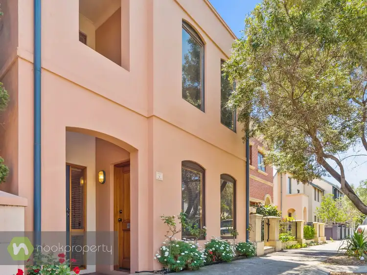 8/9 Swan St, North Fremantle WA 6159