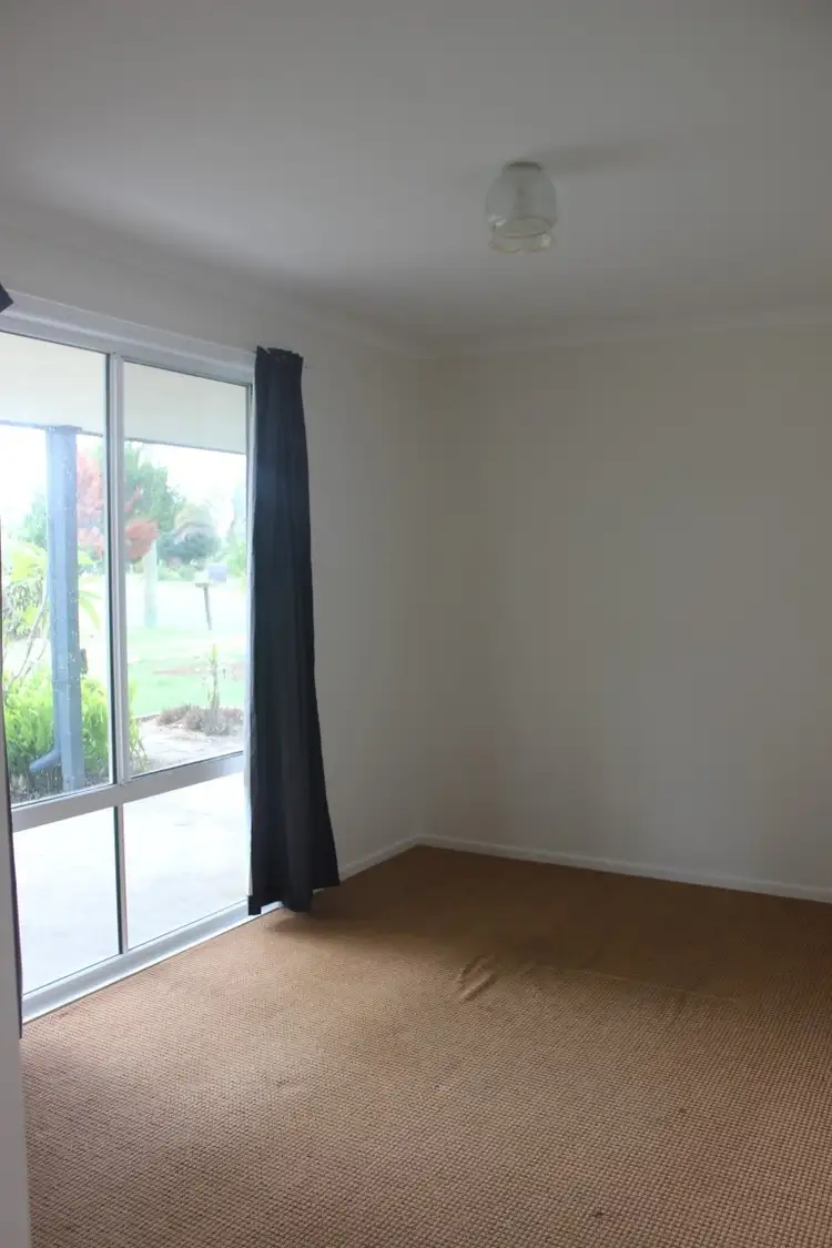 Sixth view of Homely house listing, 37 DESMOND DR, Toogoom QLD 4655