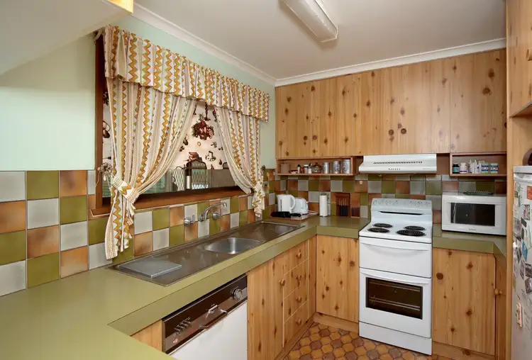 Sixth view of Homely house listing, 3 Michigan Drive, Lake Albert NSW 2650