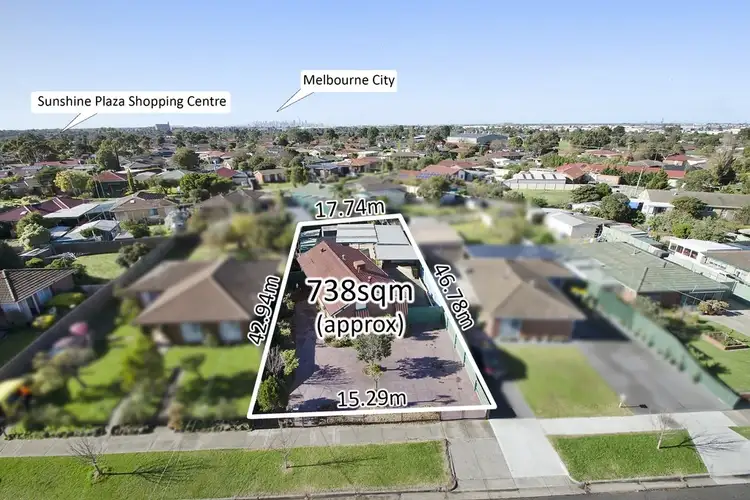 86 Talintyre Road, Sunshine West VIC 3020