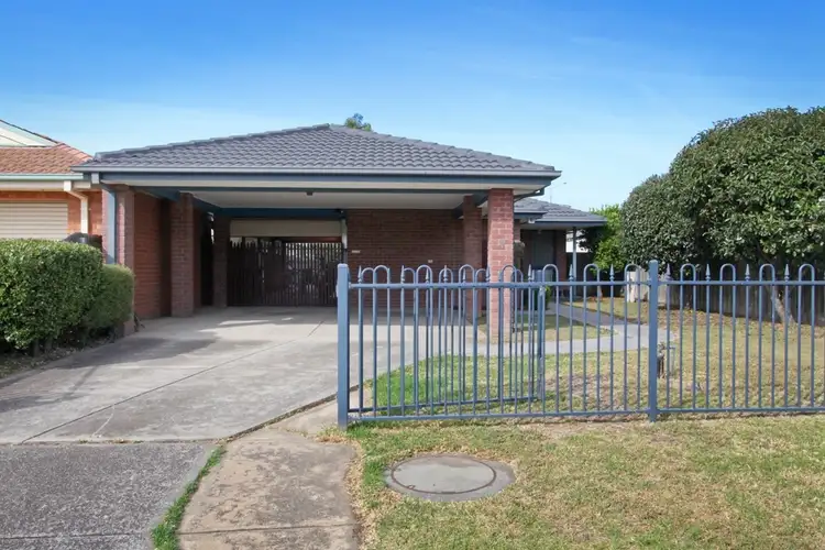 7 Foxcroft Crt, Sunshine West VIC 3020