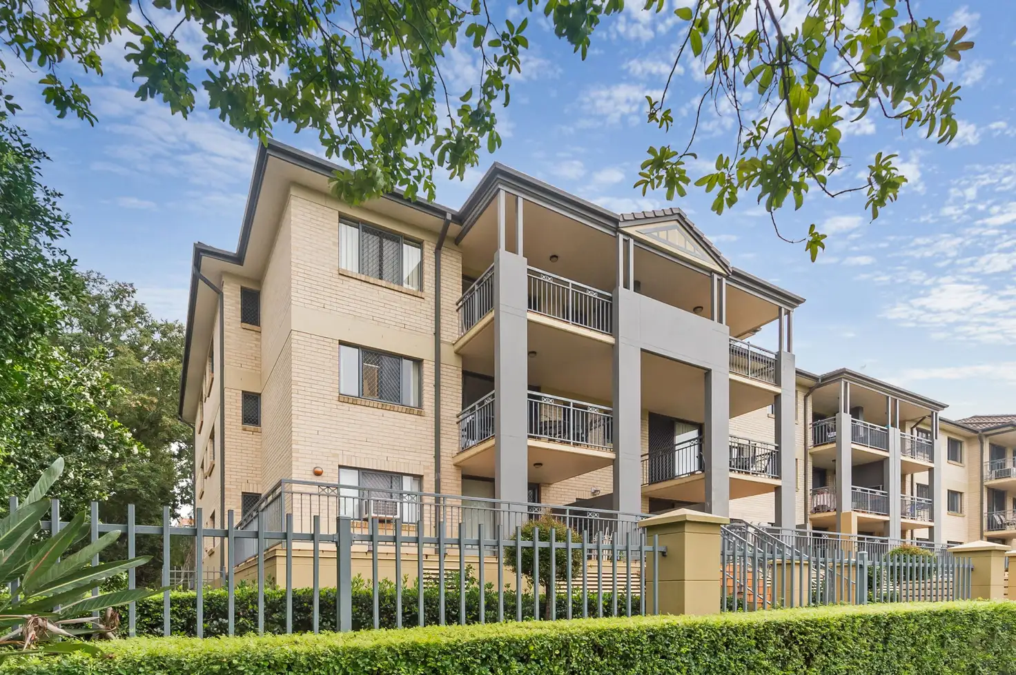 Main view of Homely unit listing, 18/300 Sir Fred Schonell Drive, St Lucia QLD 4067