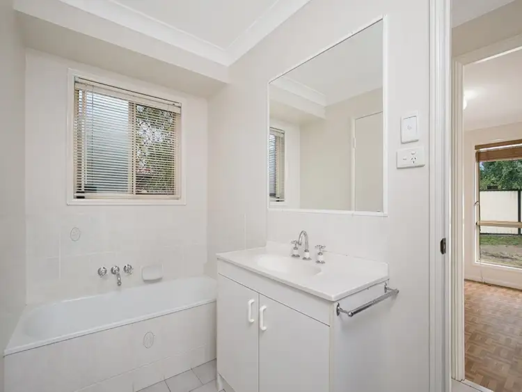 Sixth view of Homely house listing, 5 Fig Tree Court, Kingston QLD 4114
