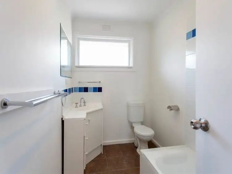 Sixth view of Homely house listing, 4 Gulwa Avenue, Frankston VIC 3199