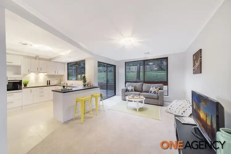 Fifth view of Homely house listing, 10 Cruikshank Street, Wanniassa ACT 2903