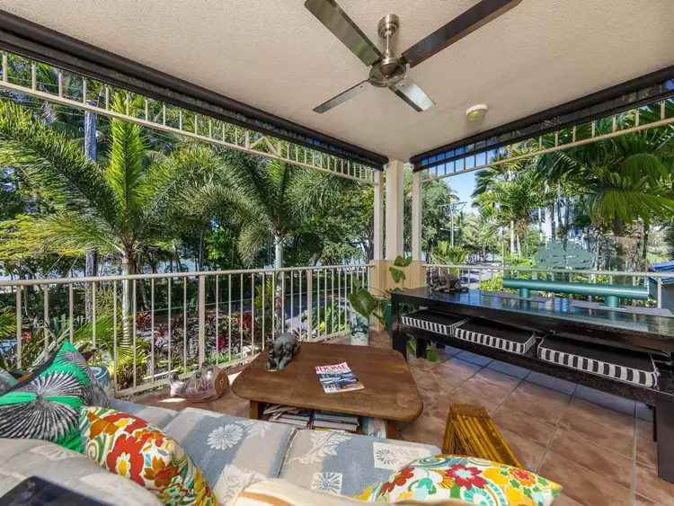 8/77 Arlington Esp, Clifton Beach QLD 4879