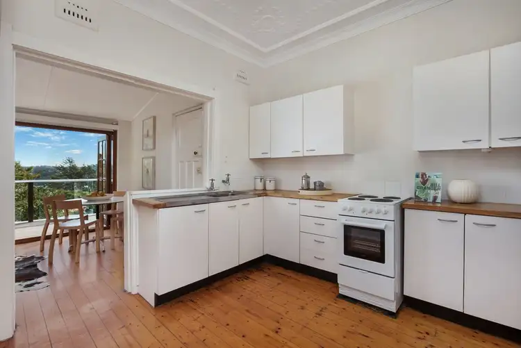 Fifth view of Homely apartment listing, 2/102 MacPherson Street, Cremorne NSW 2090