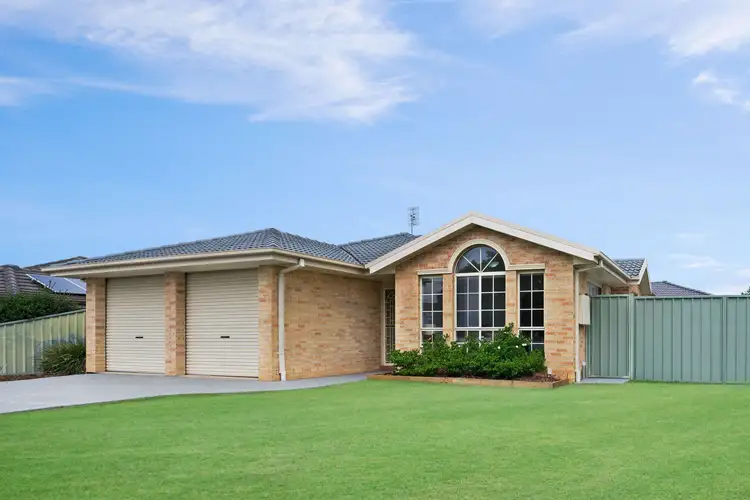 2 Jarrah Way, Thornton NSW 2322