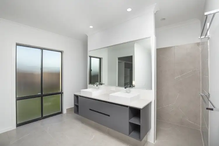 Sixth view of Homely house listing, 21 Palermo Avenue, Ashfield QLD 4670