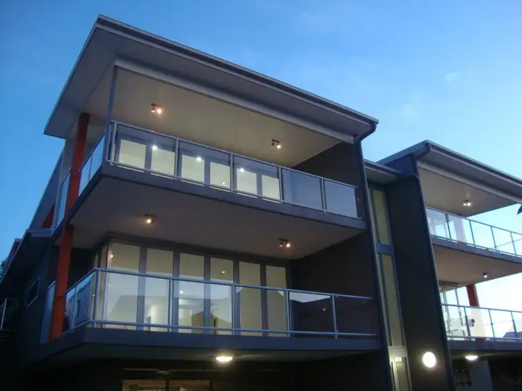 Third view of Homely apartment listing, 2/53 Douglas Street, Greenslopes QLD 4120