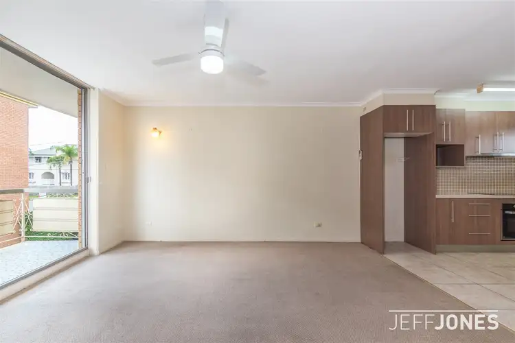Fifth view of Homely unit listing, 5/25 Rialto Street, Coorparoo QLD 4151