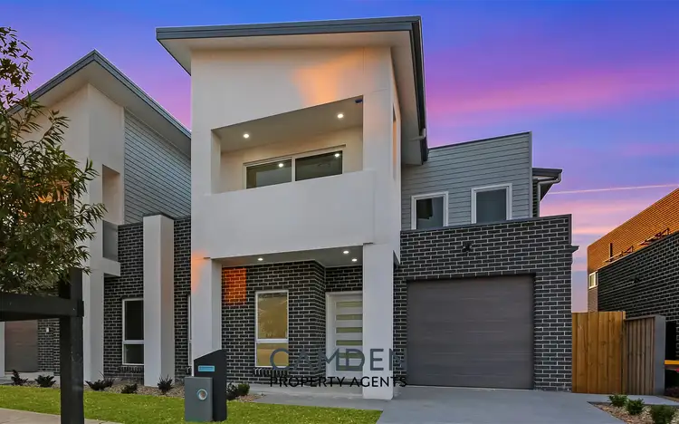 97b Gledswood Hills Drive