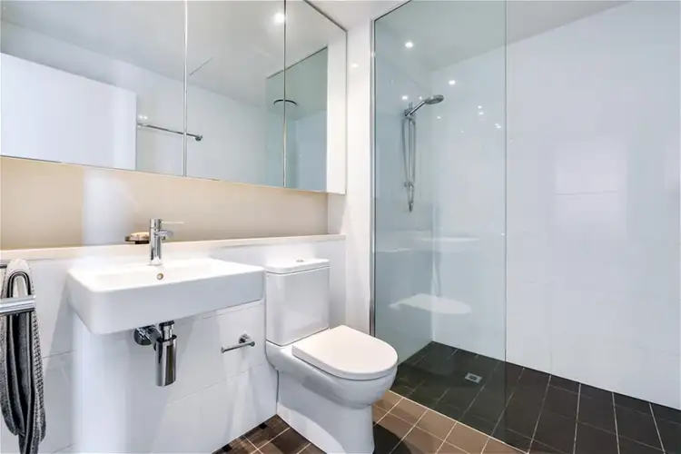 Sixth view of Homely apartment listing, 6805/7 Anchorage Ct, Darwin City NT 800