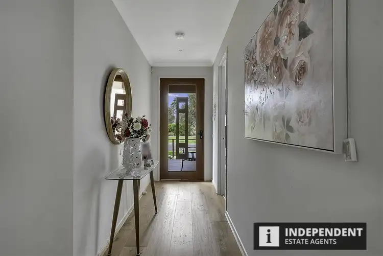 Fifth view of Homely house listing, 5 Olympic Cct, Cobblebank VIC 3338