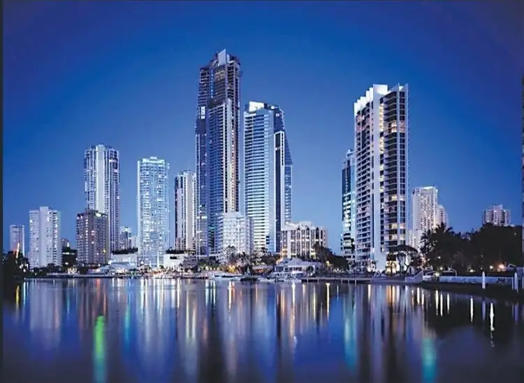 70 Remembrance  Dve, Surfers Paradise QLD 4217