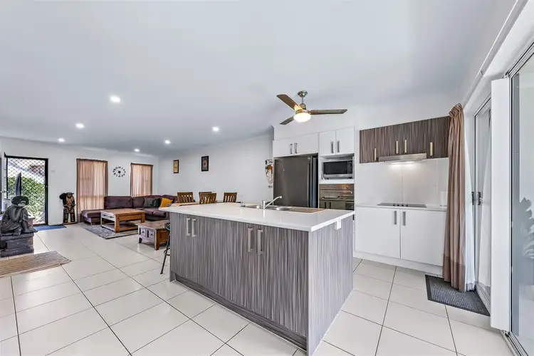 87/25 Abell Road, Cannonvale QLD 4802