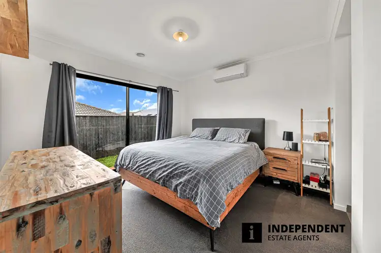 Sixth view of Homely house listing, 33 Abundance Circuit, Clyde VIC 3978