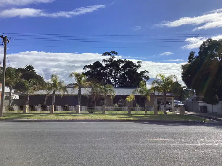 12 Cally Street, Balranald NSW 2715