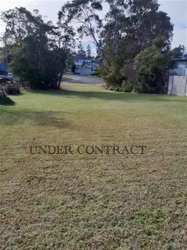 4 Salmon Street, Tuross Head NSW 2537