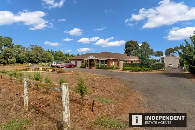 5 Greenstead amble, Kurunjang VIC 3337