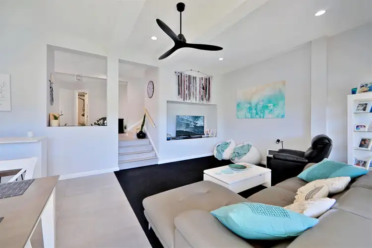 Fifth view of Homely unit listing, 10/92-94 Miller  Street, Bargara QLD 4670