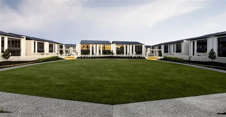1 Ancora Cresent, Hope Island QLD 4212