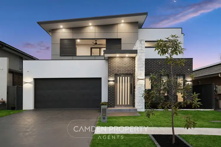 16 Beeston Street, Gledswood Hills NSW 2557