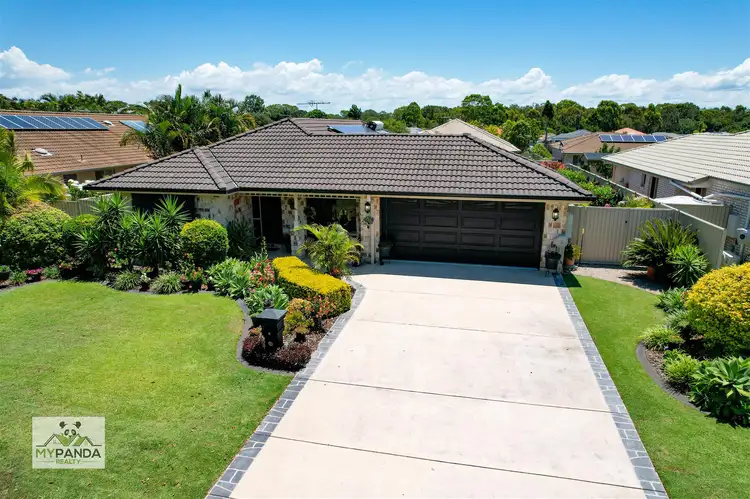 6 Cremorne Court, Sandstone Point QLD 4511