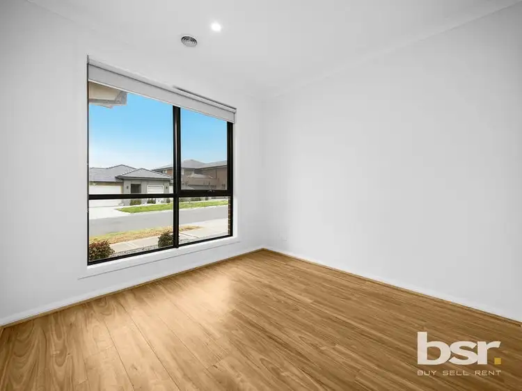 Fifth view of Homely house listing, 10 Naracoorte Avenue, Wollert VIC 3750