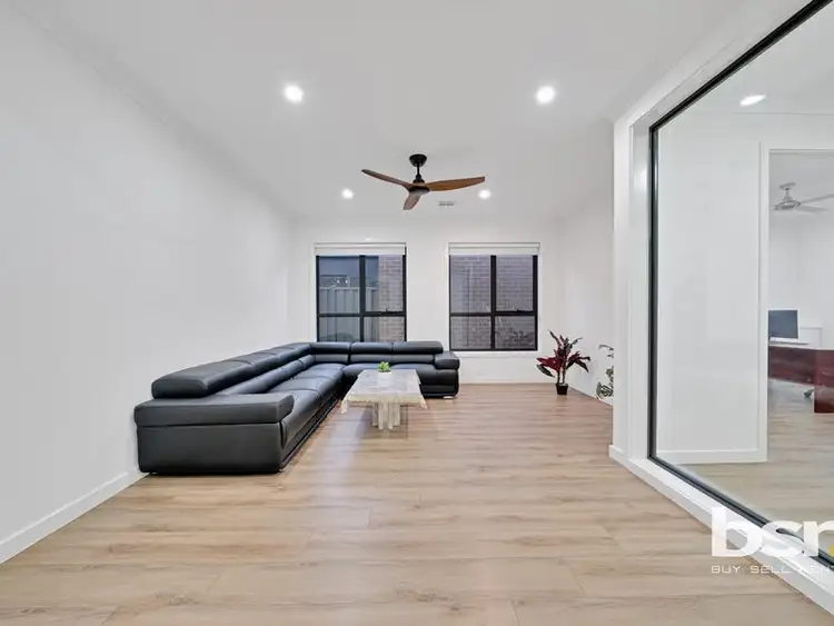 Fourth view of Homely house listing, 11 MOSSMAN GROVE, Cobblebank VIC 3338