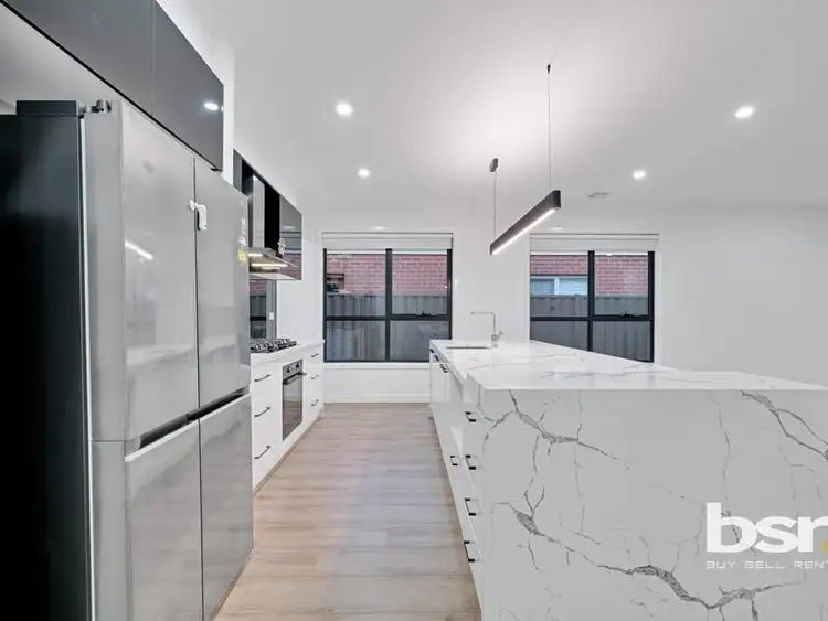 Sixth view of Homely house listing, 11 MOSSMAN GROVE, Cobblebank VIC 3338